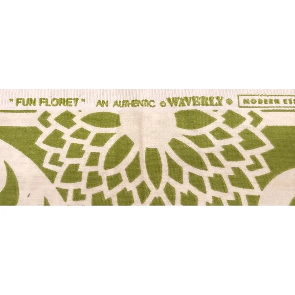 2 Yards Waverly Fun Floret Floral Fabric 72x56 Green White